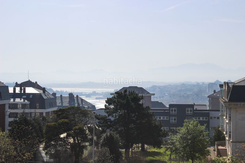 Foto e824bd8c-fb73-494c-aaba-1073a8962beb. Dúplex amb calefacció aparcament piscina a Valdenoja Santander