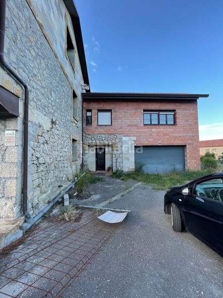 Foto 29a82316-44e6-4d87-b001-ab67daade166. Xalet a barrio mijares 21 a Escobedo Camargo