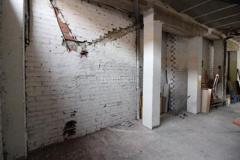 Foto 80b7576c-1d4a-47ee-9c53-09206a2a21d6. Local comercial  en c/ pancho cossio 22 en Torrelavega