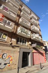 Oficina  Calle pomar. Se vende o alquila con o sin opción de compra oficina/local en p