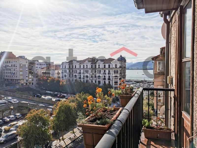 Foto 0f8ce4d2-0c15-4e92-806d-f705d6f54288. Rent flat with heating in Puerto Chico Santander
