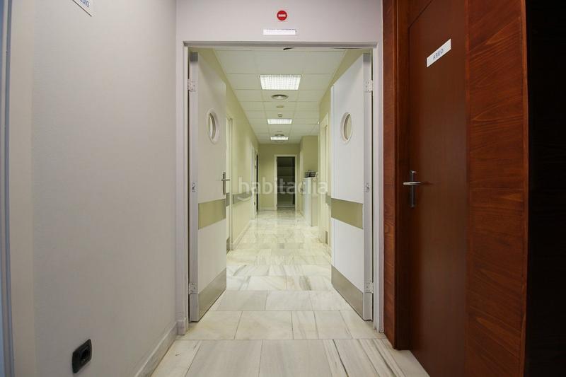 Foto 2f2a1e53-e10b-4b2d-ba7b-095c6196c090. Local comercial amb calefacció a Bezana - Prezanes Santa Cruz de Bezana