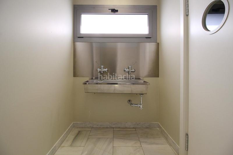 Foto 92246ff8-a846-4847-b01f-871939a32e7e. Local comercial amb calefacció a Bezana - Prezanes Santa Cruz de Bezana