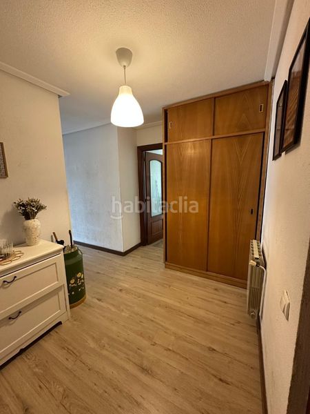 Foto 5feecaab-d985-43e8-abe7-7eb4f0f3d5be. Rent flat with heating parking in Los Castros Santander