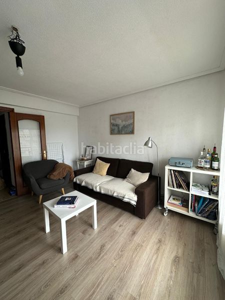 Foto c20f9d94-5d52-4286-ad0c-e2598384ef0f. Rent flat with heating parking in Los Castros Santander