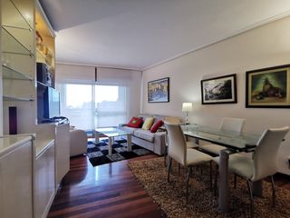 Miete Etagenwohnung in Paseo del general dávila 29b. Alquiler en temporada escolar en fantástica ubicación