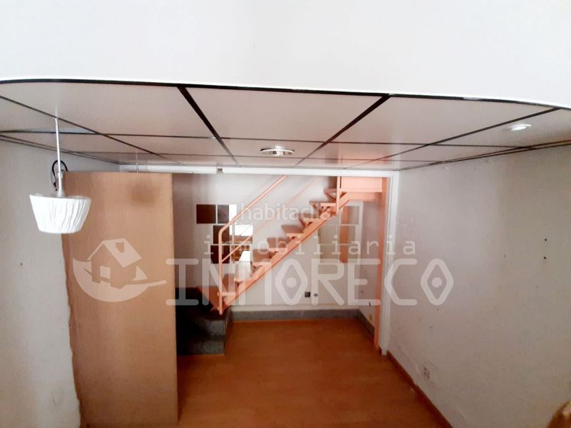 Foto d3567677-d749-48ff-8329-d54985c6fb5c. Lloguer local comercial a Centro Torrelavega