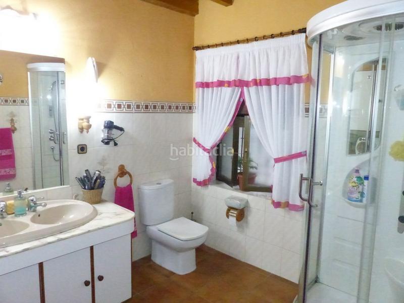 Foto 13fe3653-fa78-48d8-a1b1-3e9283d0d356. Casa con riscaldamento parcheggio in Tanos Torrelavega