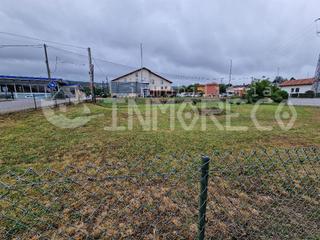Terreny residencial a Reocín. Solar en venta en valles.