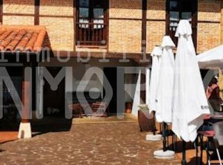 Local Comercial a Alfoz de Lloredo. Local com. en venta en novales, 6 despachos.