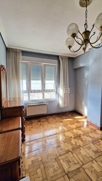 Foto 7c720907-f68d-4170-aa19-d78dbfc50cac. Piso  en venta en inmobiliaria, 3 dormitorios. en Torrelavega