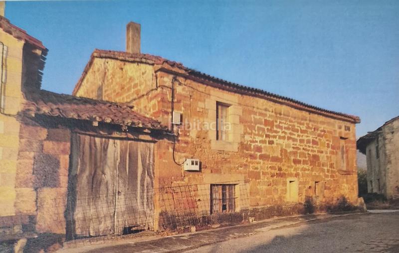 Foto d8a379ea-6d9f-41ad-a669-b7583e344da3. Maison dans Valderredible