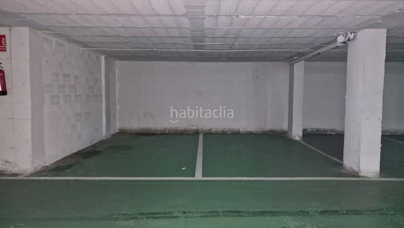 Foto 4d0dcfad-9639-40e7-81a2-630ea39b8249. Aparcament cotxe a Tanos Torrelavega