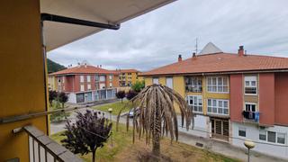 Pis  Solvay. Piso en venta en barreda, 3 dormitorios.