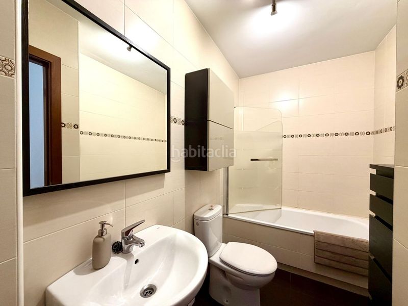 Foto 3f7bebf8-34fa-462e-a956-7808d86fd8d2. Pis amb calefacció aparcament a Cudón Miengo