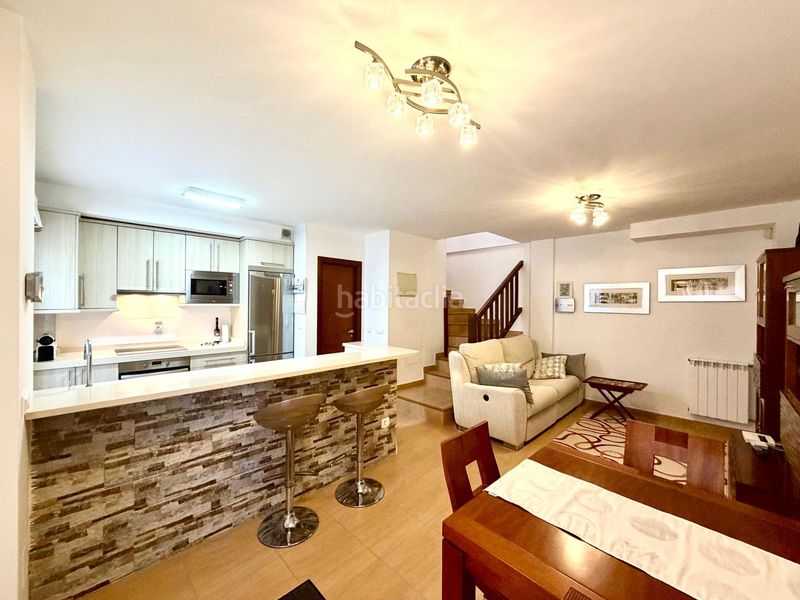 Foto a8b44ee3-115e-4491-8ffe-e306a4f3e4fb. Pis amb calefacció aparcament a Cudón Miengo