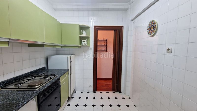 Foto 45d8d758-7c4e-40c0-a493-8f8bf760b745. Pis a Inmobiliaria - Barreda Torrelavega