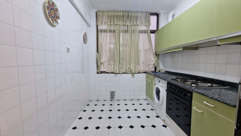Foto 4f392257-893a-4b5e-ae02-5c512ed8ba20. Pis a Inmobiliaria - Barreda Torrelavega