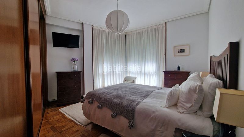 Foto a644a236-6acb-41d3-bb84-bd539bd147ec. Pis amb calefacció aparcament a Inmobiliaria - Barreda Torrelavega