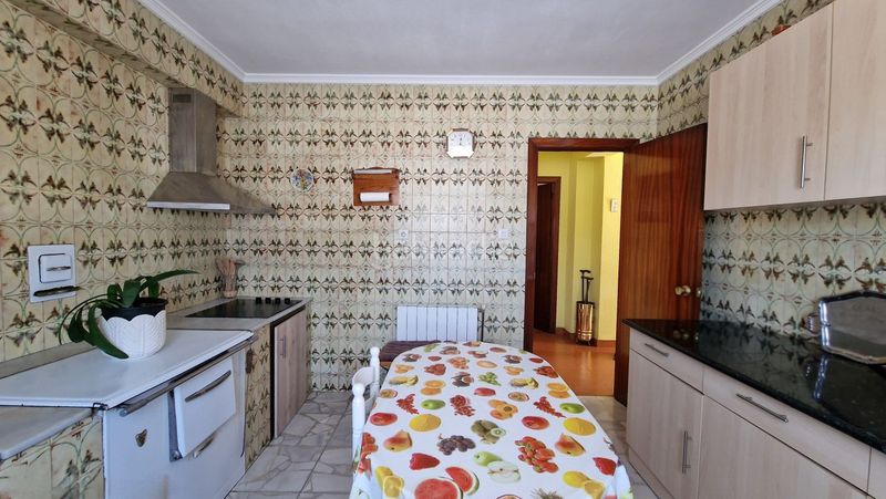 Foto 1514e53a-740f-4102-ac5c-a5a20b2c5591. Casa amb calefacció aparcament a Tanos Torrelavega