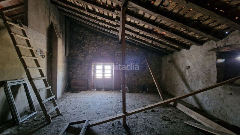 Foto b209674b-76f4-46cc-973c-f0ae92f9e589. Casa amb calefacció aparcament a Tanos Torrelavega