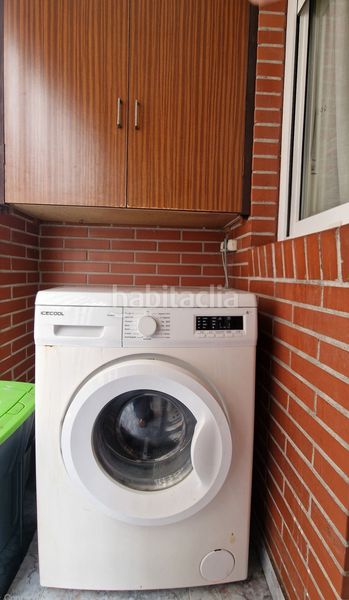 Foto a0b13cda-c85a-4f7e-a2ed-c6aa2fa5b805. Lloguer pis amb calefacció aparcament a Centro Torrelavega