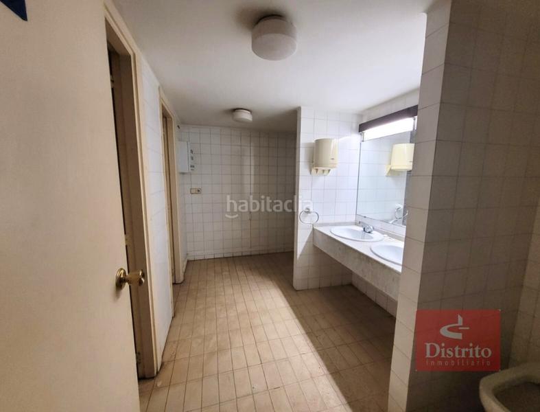 Foto 34482b00-42d3-49e7-87e4-f71089bbc24b. Local comercial a Centro - Ayuntamiento Santander