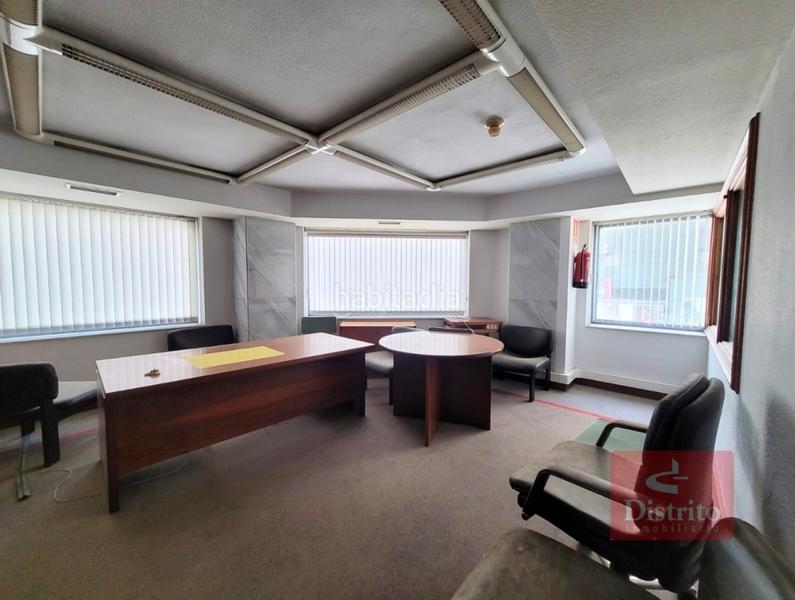 Foto 676fe338-b478-44f1-8a69-b958fe715cf9. Local comercial a Centro - Ayuntamiento Santander