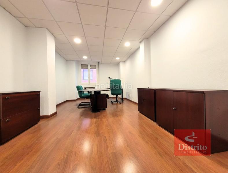 Foto 0063a834-041a-45f5-86ba-9c93fff7e514. Rent office space with heating in Centro - Ayuntamiento Santander