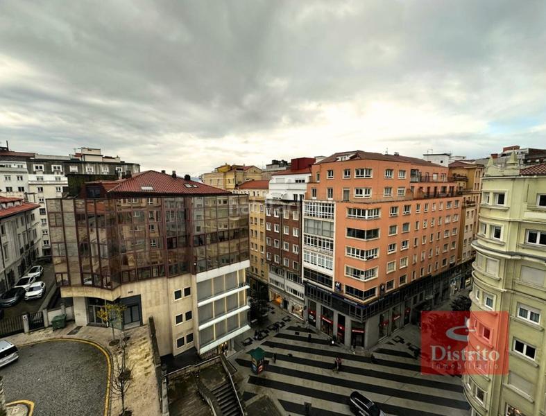 Foto b21dfa56-ee1f-4396-966c-a51179d8098f. Affitto ufficio in Centro - Ayuntamiento Santander