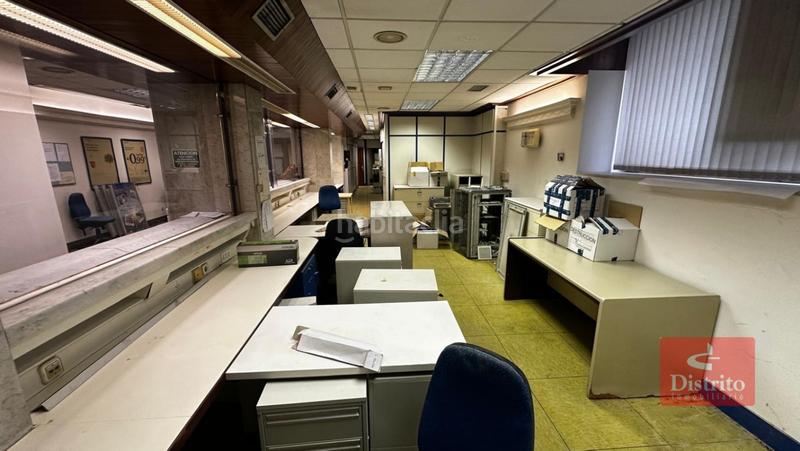 Foto 0a0583d2-76e7-4240-81a2-49b2ed85d738. Alquiler local comercial local en alquiler de 216 m en Puerto Chico en Santander