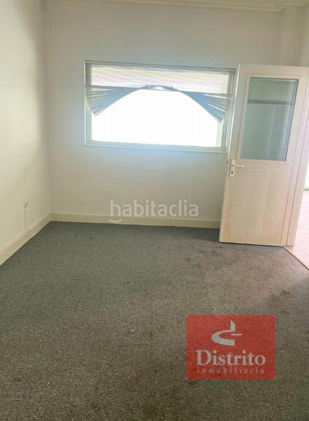 Foto 9d7ed2f7-d934-469a-8a2a-665e08d4b218. Local comercial a Cueto Santander