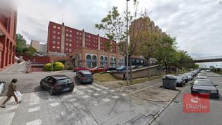 Local commercial  Santander - avenida de los castros. Local de 296 m en la avenida de los castros