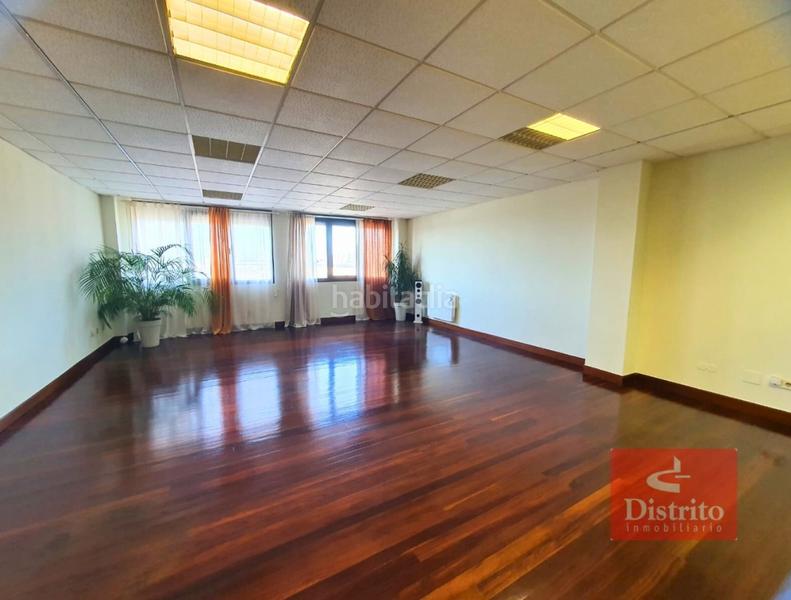 Foto 2ccba4ef-8e13-473e-b0e1-76e5367c738e. Büro mit heizung in Alisal - San Román Santander