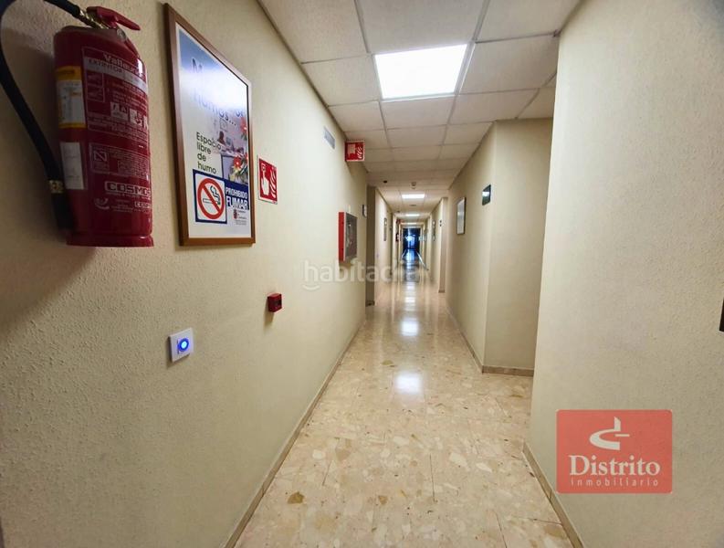 Foto eeed840d-4a08-4719-a67c-a0e7ab0a981f. Büro mit heizung in Alisal - San Román Santander