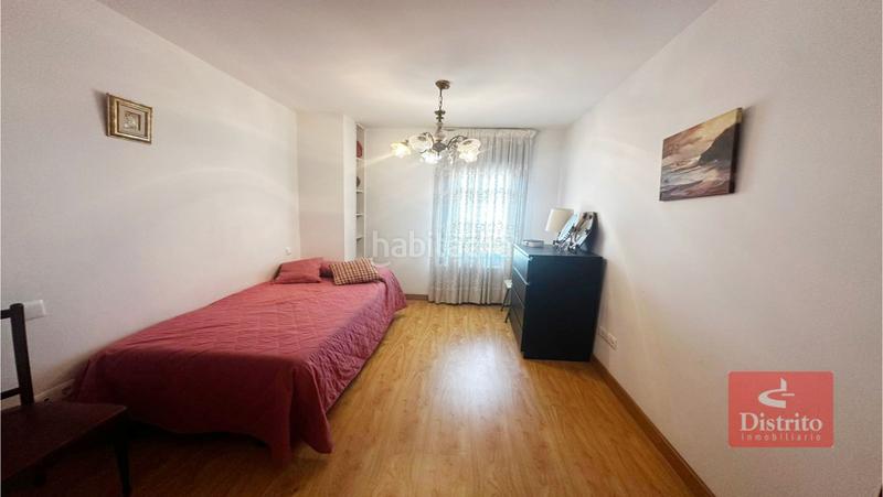 Foto 0320d74a-f595-4631-b5ed-4d8f271cf292. Affitto appartamento con riscaldamento parcheggio in Santander