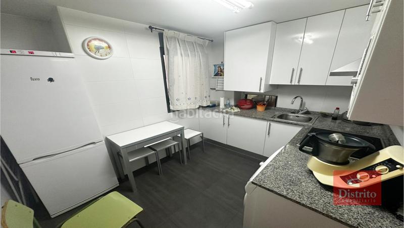 Foto d6820966-7be6-4ee3-bd5b-0a11d6c82574. Affitto appartamento con riscaldamento parcheggio in Santander