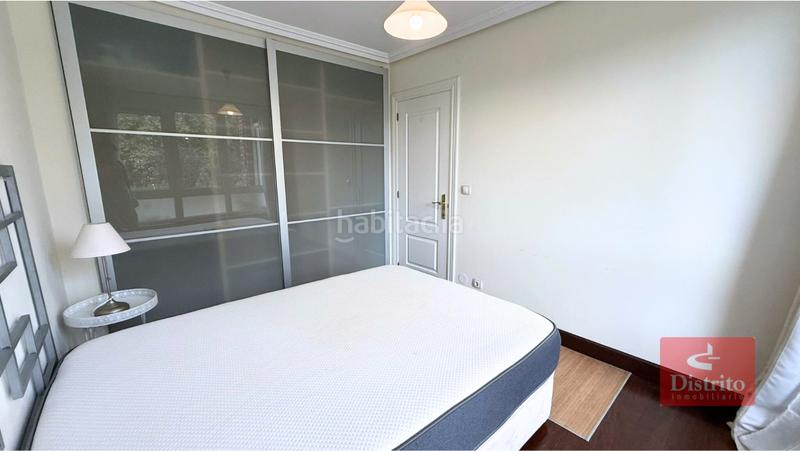 Foto 759b41c6-eb8c-4c1c-a165-7e88cef2aecf. Alquiler piso  en alquiler en cardenal herrera oria en Santander