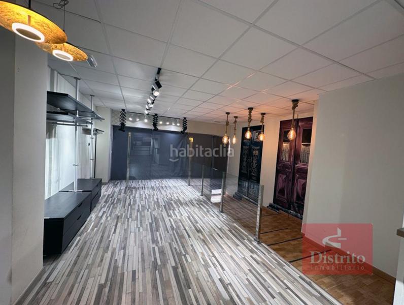 Foto 26d7be5b-ce5f-4169-a906-7a1850713bd7. Lloguer local comercial a Numancia - San Fernando Santander