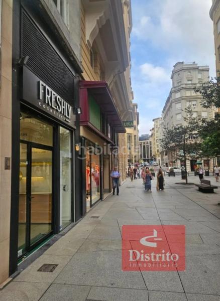 Foto 42b98a87-4b3a-47f9-a92c-18e90063adfd. Alquiler local comercial local en alquiler en el centro en Santander
