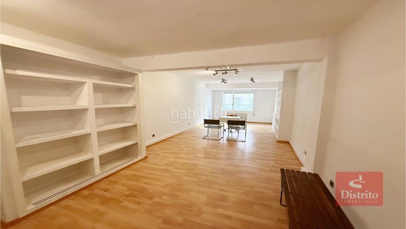 Foto d5301e84-9b79-43b5-9894-ba010ede1b93. Ufficio con riscaldamento in Centro - Ayuntamiento Santander