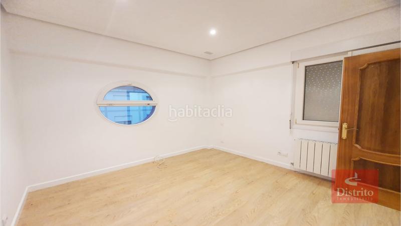 Foto 9ecc3b0e-1ba1-4883-bb00-312fb2cc9555. Miete etagenwohnung mit heizung in Centro - Ayuntamiento Santander