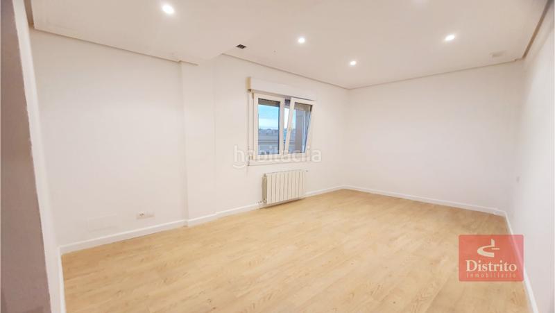 Foto e1a62e18-9d5b-4586-bce4-dbcddcc4b213. Rent flat with heating in Centro - Ayuntamiento Santander