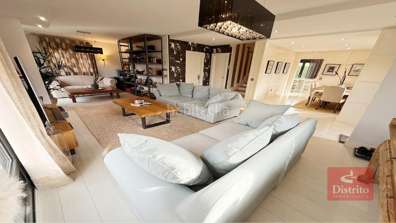 Foto 3232af00-0d75-47a8-b2b8-8a1c82a3d044. Casa chalet de 5 habitaciones en Sancibrián en Sancibrián Santa Cruz de Bezana