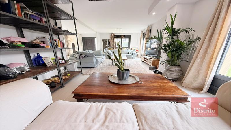 Foto 6efd89b9-5014-4bda-a04c-3b6cd5de7a04. Casa chalet de 5 habitaciones en Sancibrián en Sancibrián Santa Cruz de Bezana