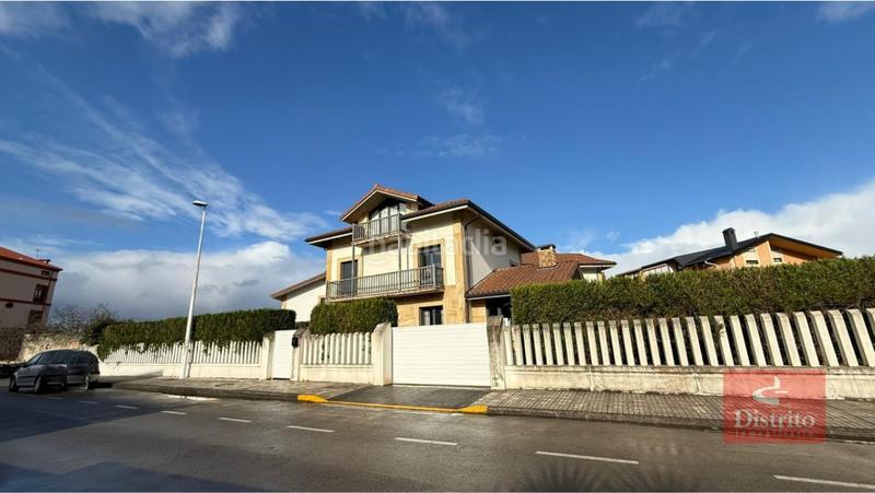 Foto f1437ad5-77b7-4ae8-8105-5f3160089310. Casa chalet de 5 habitaciones en Sancibrián en Sancibrián Santa Cruz de Bezana