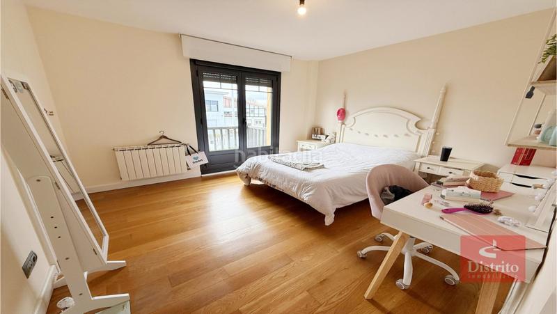 Foto f5fe8b38-d332-4d3c-8e63-bc618d3815a6. Casa chalet de 5 habitaciones en Sancibrián en Sancibrián Santa Cruz de Bezana