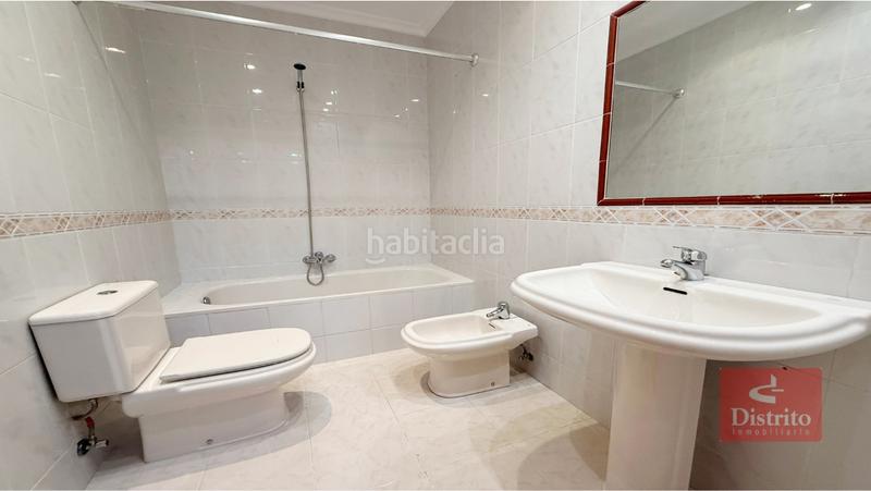 Foto 1c44d142-b6df-486c-867d-a6ef4e770bda. Rent flat with heating in Centro - Ayuntamiento Santander