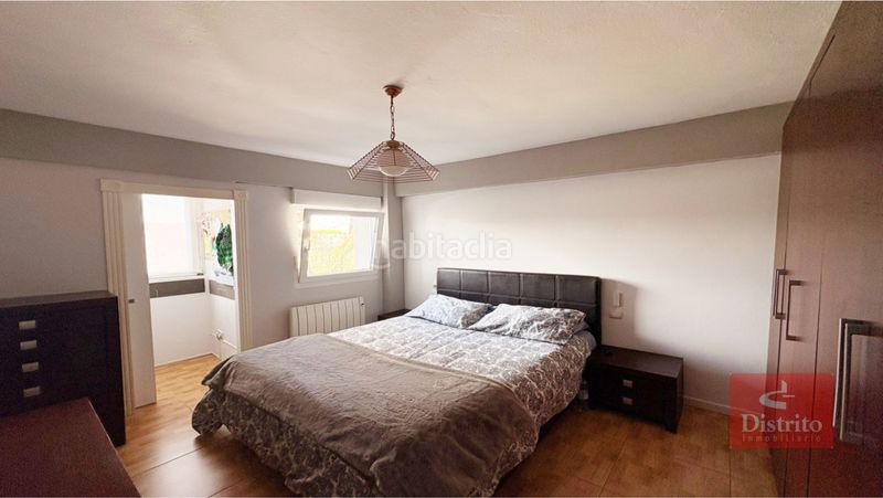 Foto d1de3050-9482-4221-a787-185d1c7fefea. Pis amb calefacció a Los Castros Santander