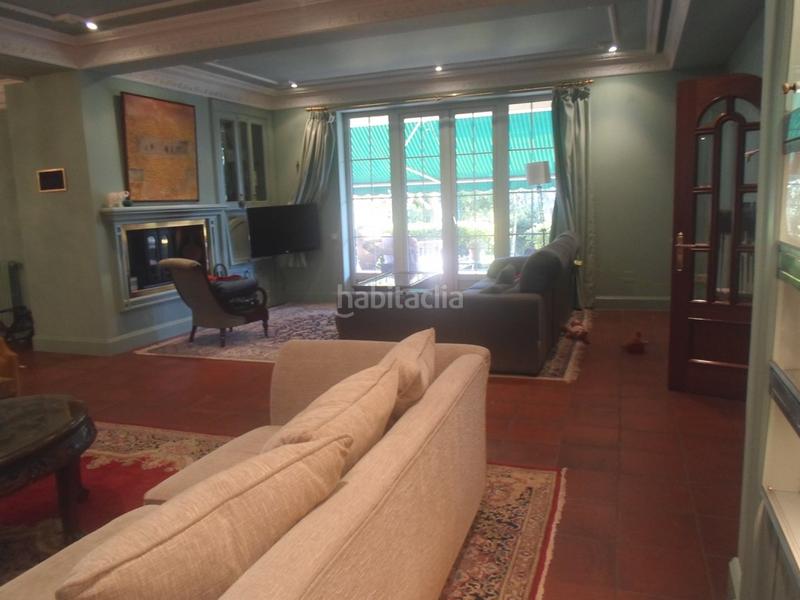 Foto 05d703b1-f79f-4c38-af2a-0e71021015ae. Casa chalet independiente en venta en la mina en Arce Piélagos